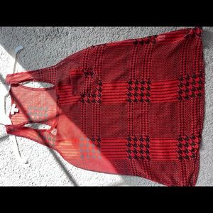 Red and black holiday houndstooth tank sheer